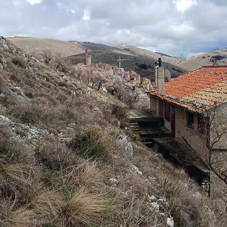 La Casetta A Pie Di Monte- Affitti Brevi Italia Santo Stefano Di Sessanio