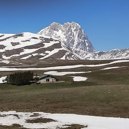 Lejlighed La Casetta A Pie Di Monte- Affitti Brevi Italia *